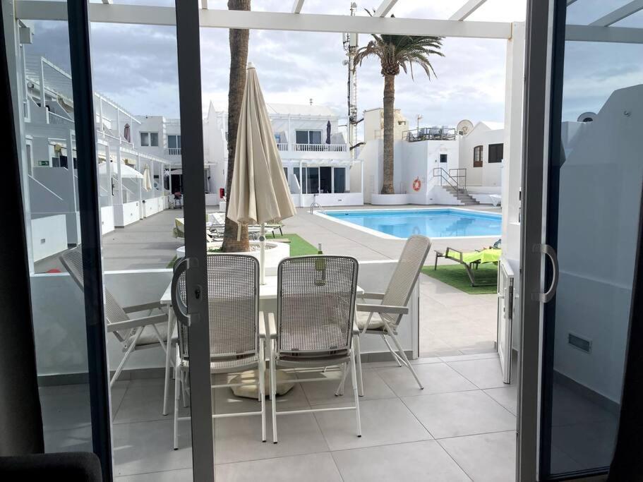 Puerto Del Carmen Airconditioned 2Bed Poolside Apt エクステリア 写真