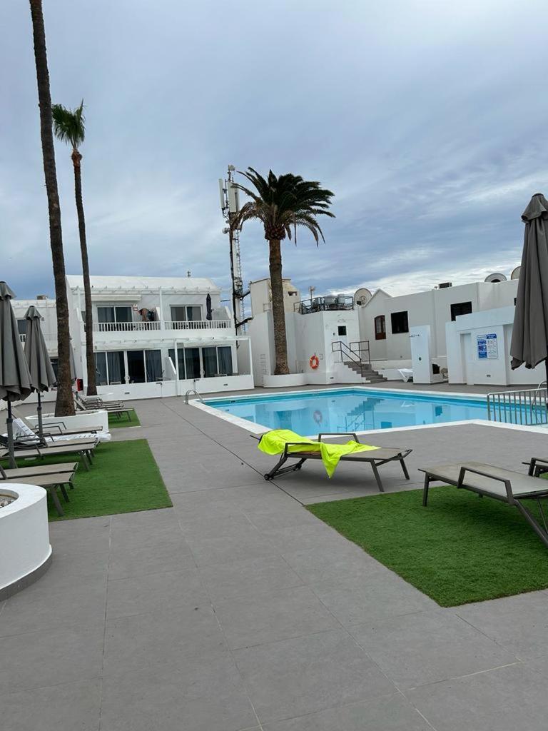 Puerto Del Carmen Airconditioned 2Bed Poolside Apt エクステリア 写真